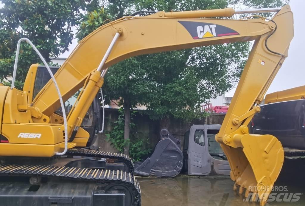 CAT 320 C Telakaivukoneet