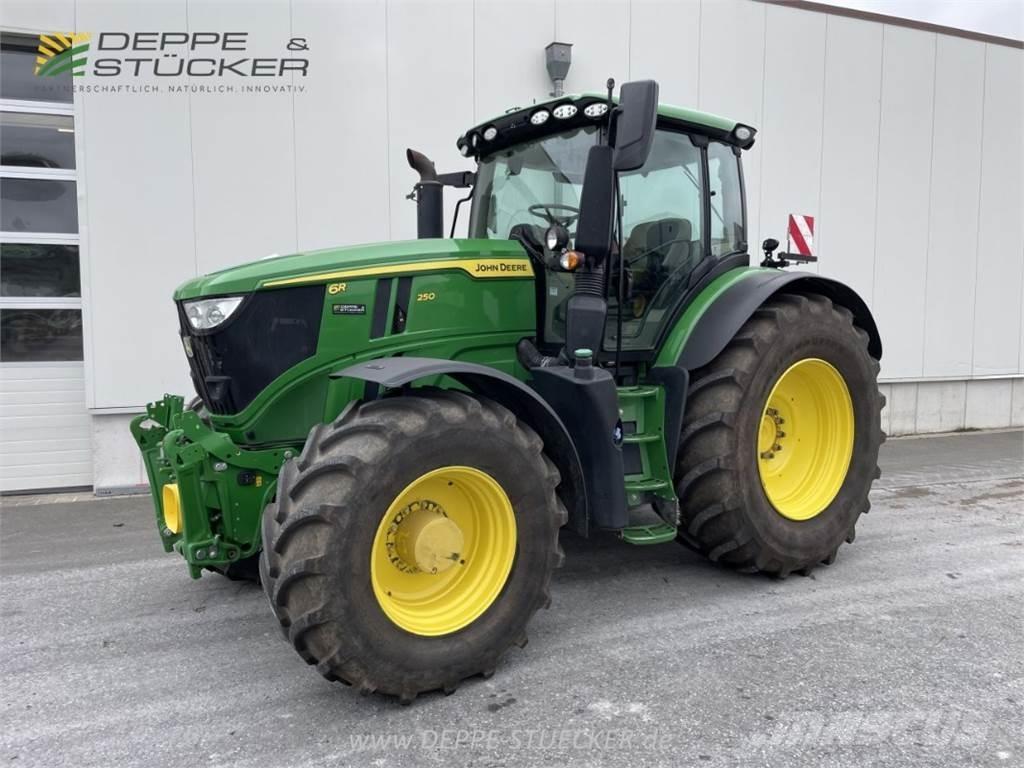 John Deere 6R 250 Traktorit