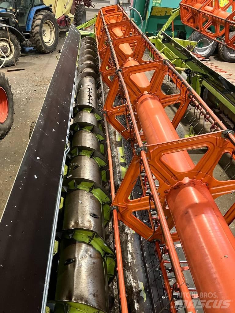 CLAAS C 900 Leikkuupöydät