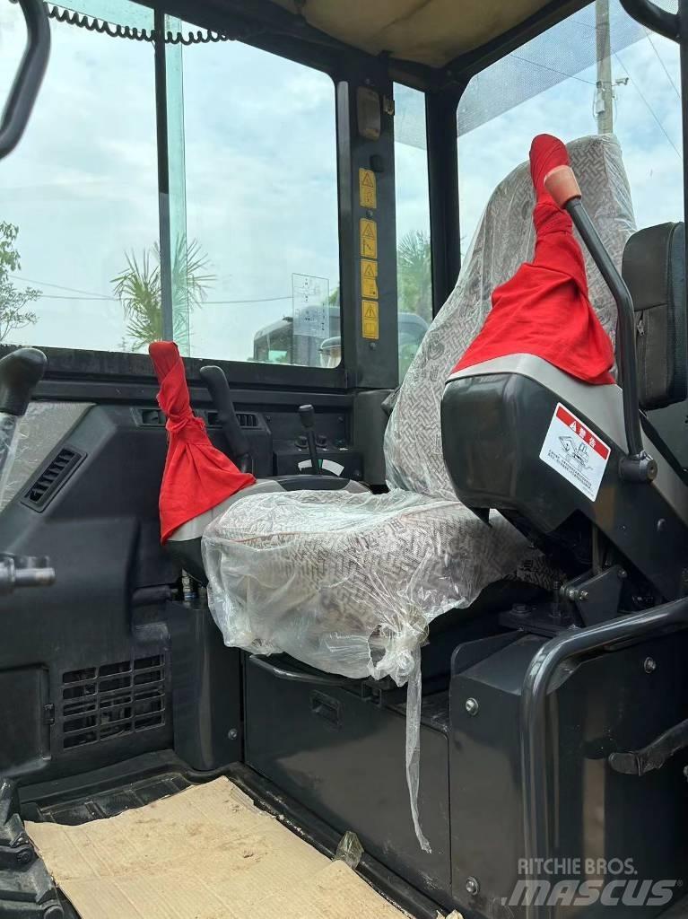 Komatsu PC 56 Minikaivukoneet < 7t