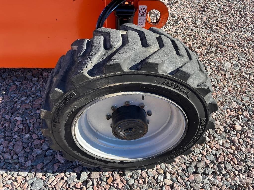 JLG 660 SJ Teleskooppipuominostimet