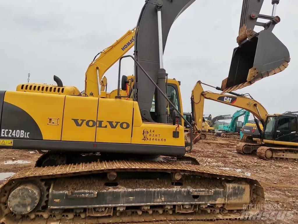 Volvo EC 240 B LC Telakaivukoneet
