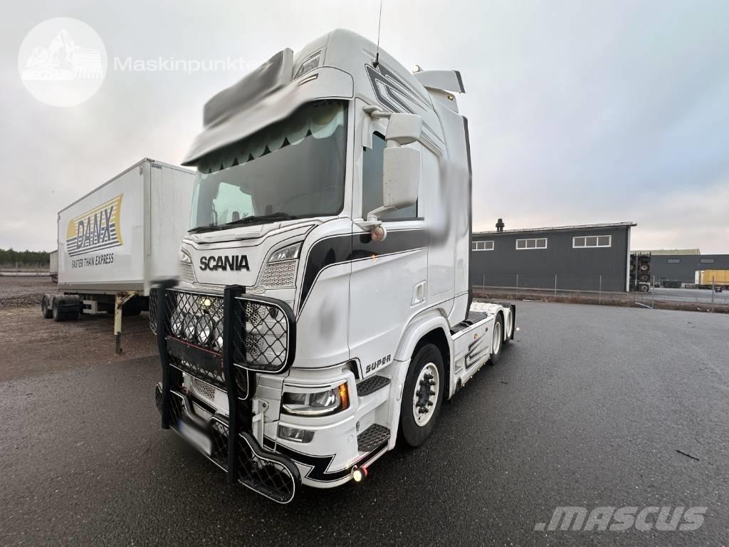 Scania R 540 Vetopöytäautot
