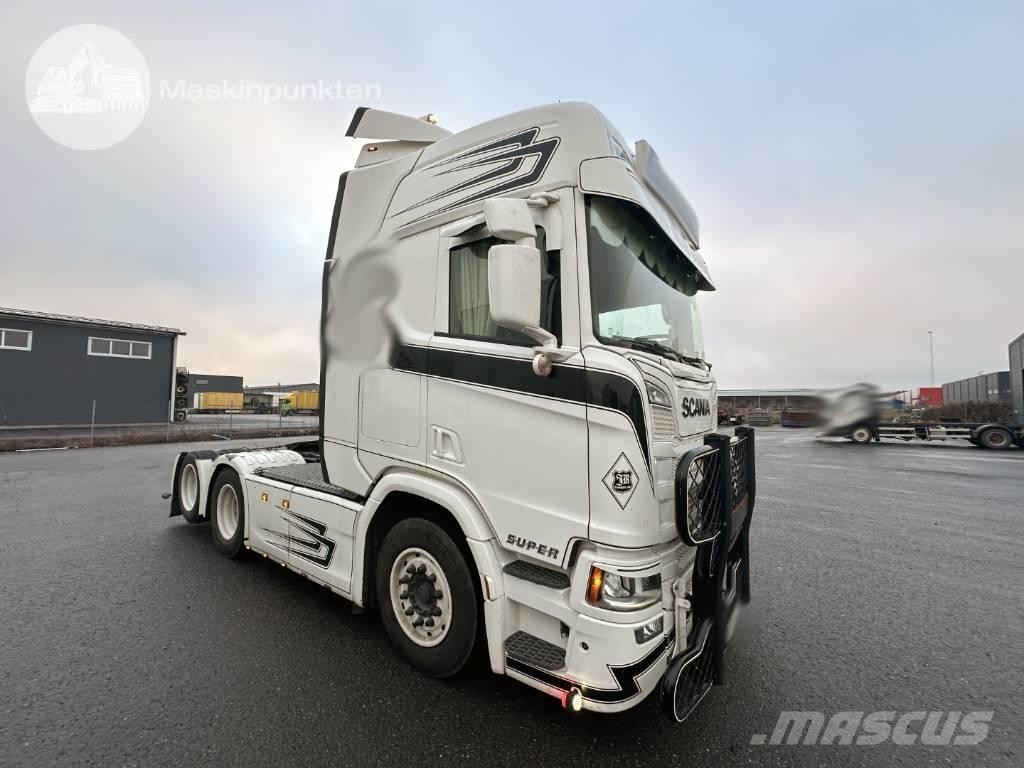 Scania R 540 Vetopöytäautot