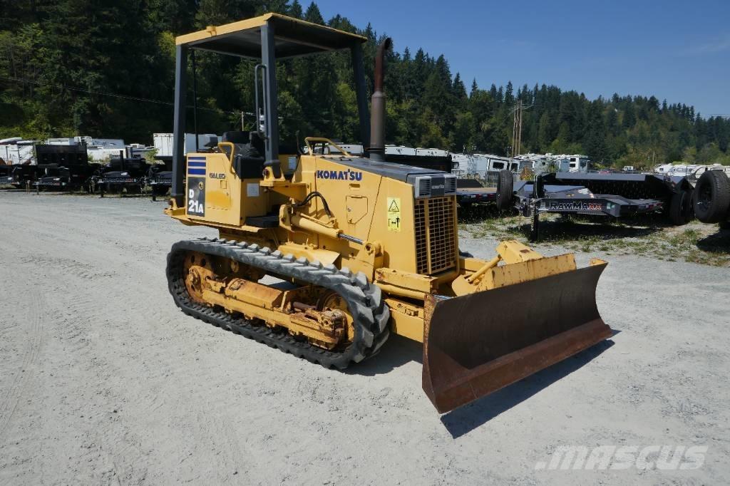Komatsu D 21 A-8 Telaketjupuskutraktorit