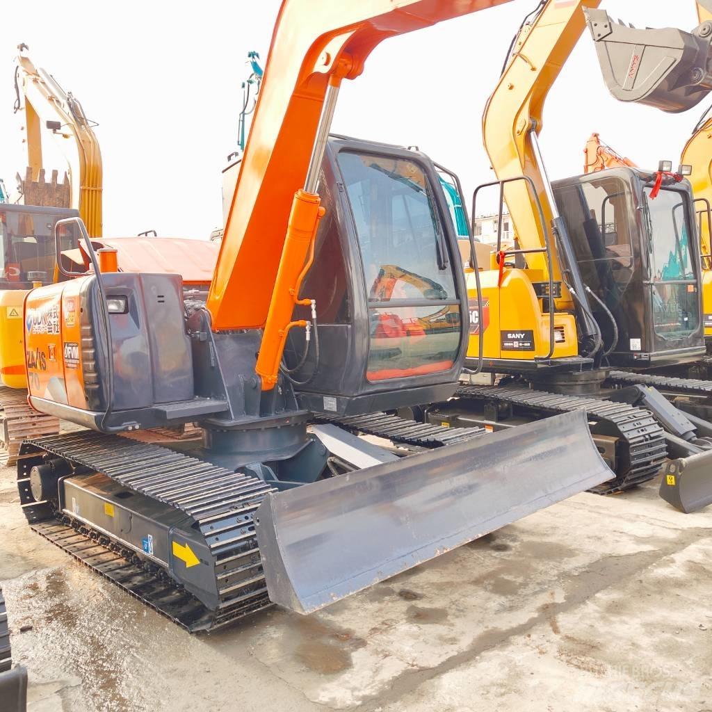 Hitachi ZX70 Midikaivukoneet 7t - 12t