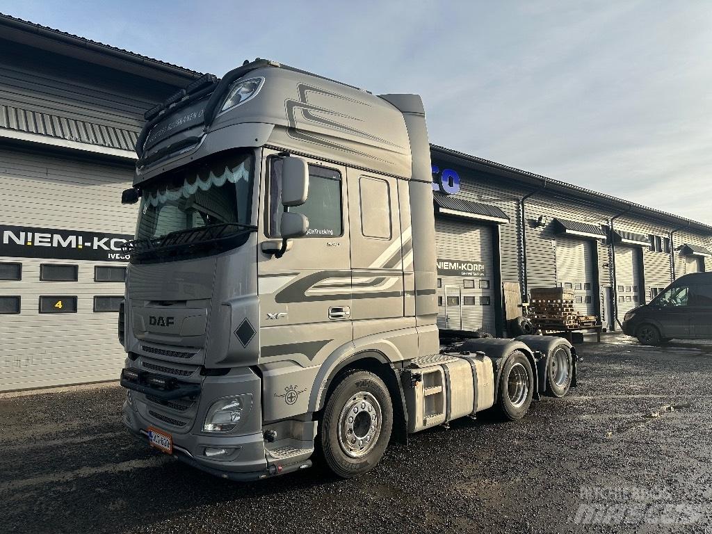 DAF XF 530 Vetopöytäautot