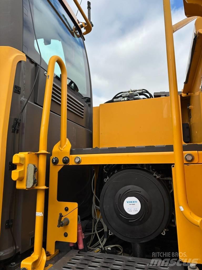 Volvo EW 180 D Pyöräkaivukoneet