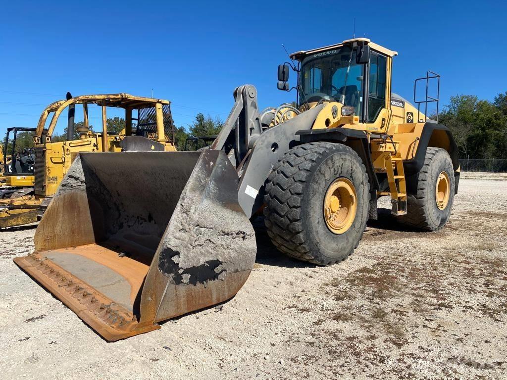 Volvo L 220 H Pyöräkuormaajat