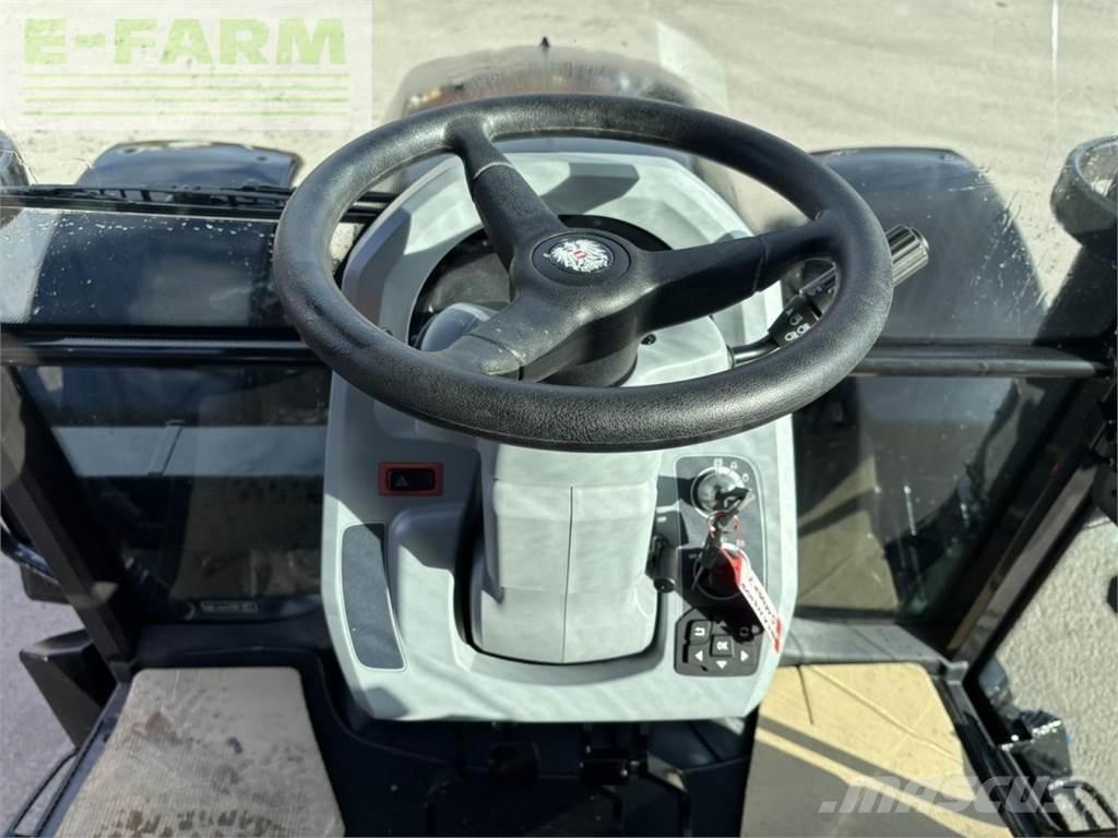 Valtra a 115 Traktorit