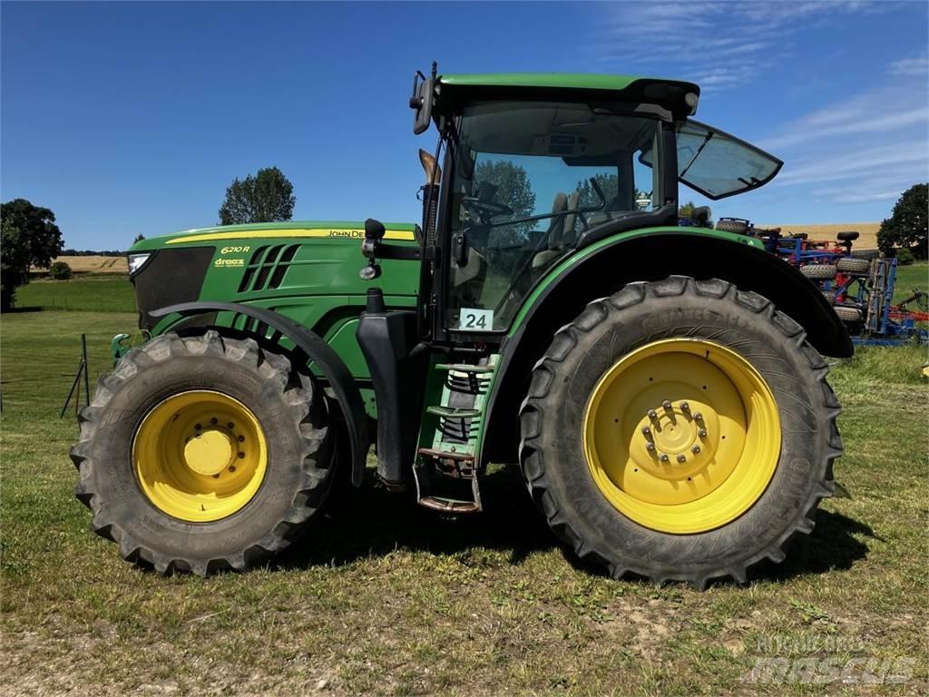 John Deere 6210R Traktorit