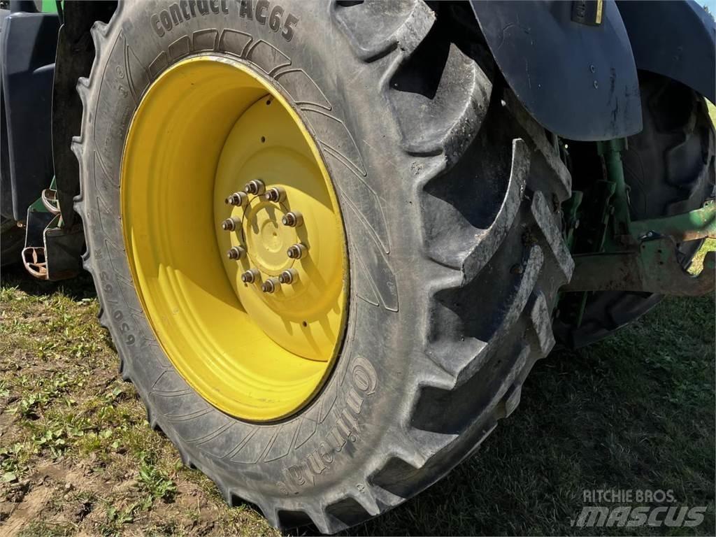 John Deere 6210R Traktorit
