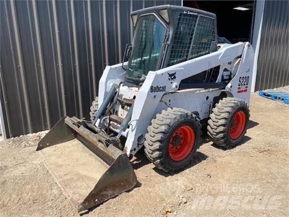 Bobcat S220 Liukuohjatut kuormaajat