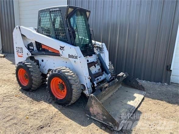 Bobcat S220 Liukuohjatut kuormaajat