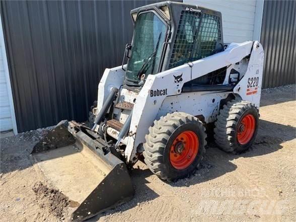 Bobcat S220 Liukuohjatut kuormaajat