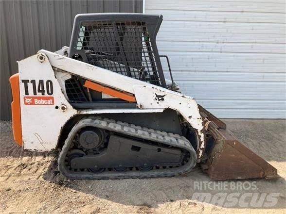 Bobcat T140 Liukuohjatut kuormaajat