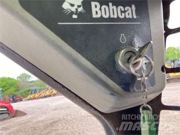 Bobcat T140 Liukuohjatut kuormaajat