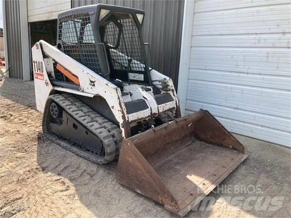 Bobcat T140 Liukuohjatut kuormaajat