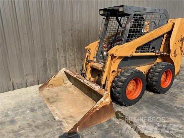 CASE 40XT Liukuohjatut kuormaajat