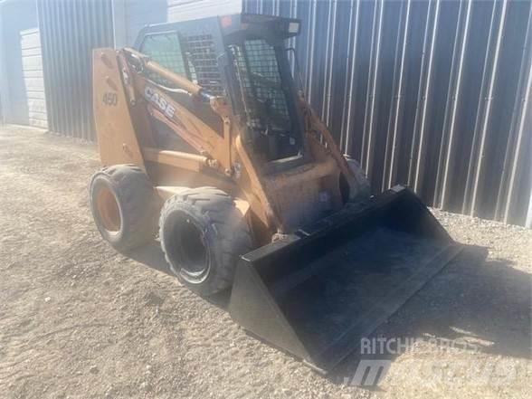 CASE 450 Liukuohjatut kuormaajat
