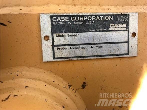 CASE 570L XT Pyöräkuormaajat