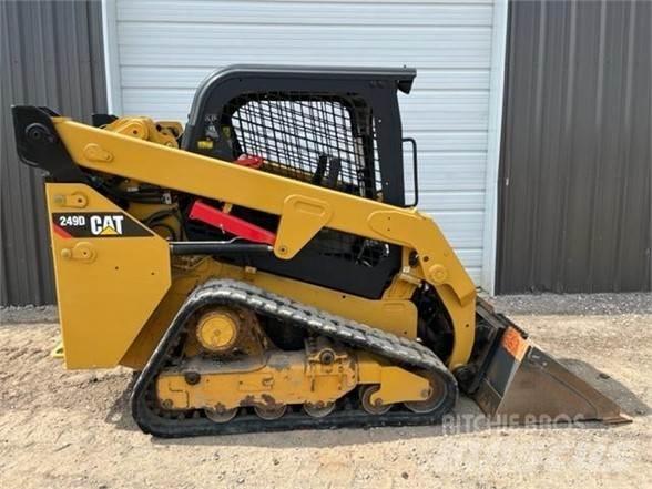 CAT 249D Liukuohjatut kuormaajat