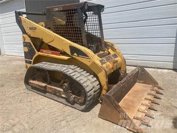CAT 252 Liukuohjatut kuormaajat