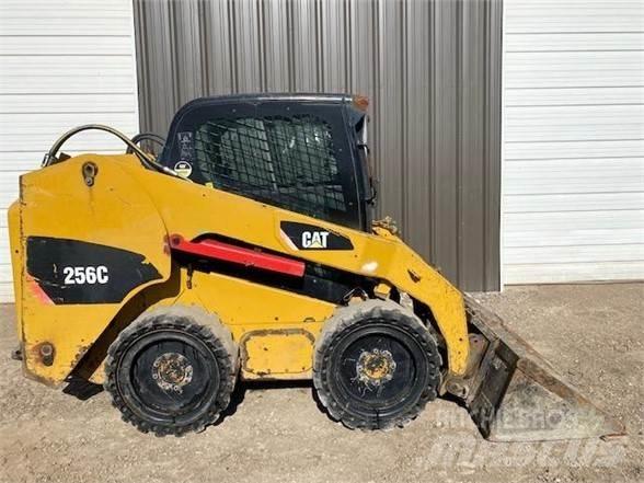 CAT 256C Liukuohjatut kuormaajat