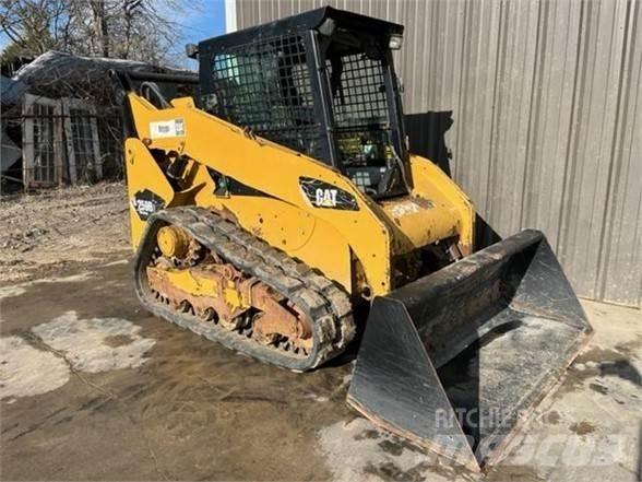 CAT 259B3 Liukuohjatut kuormaajat