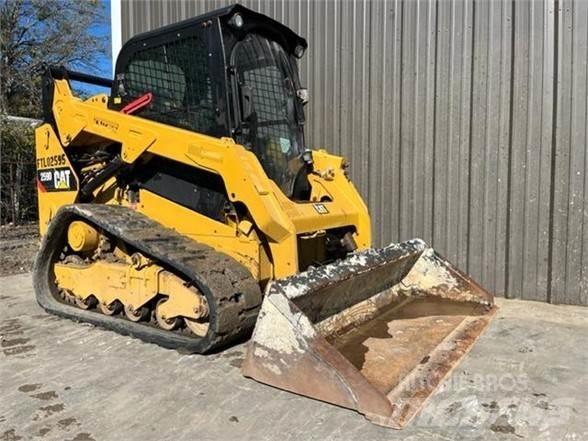 CAT 259D Liukuohjatut kuormaajat