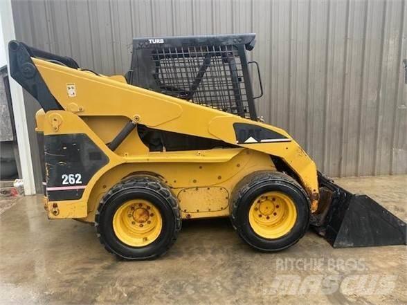 CAT 262 Liukuohjatut kuormaajat
