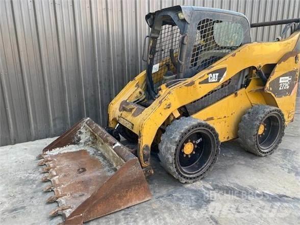 CAT 272C Liukuohjatut kuormaajat