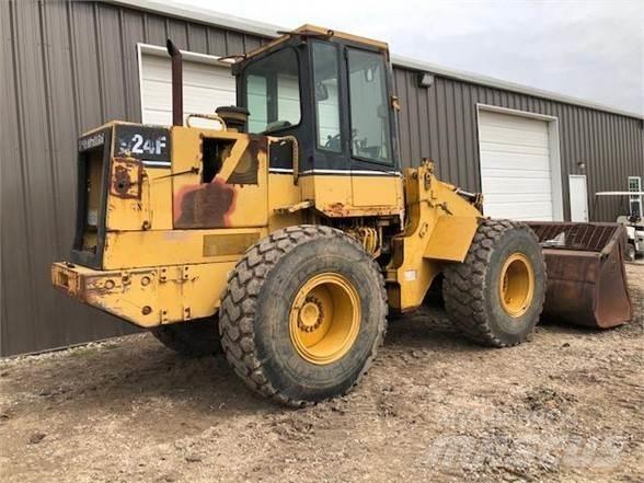CAT 924F Pyöräkuormaajat