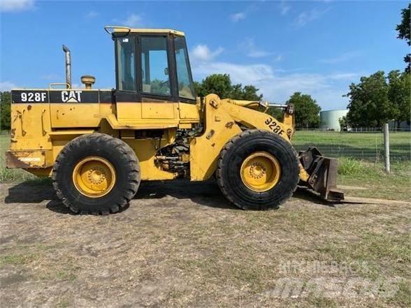 CAT 928F Pyöräkuormaajat