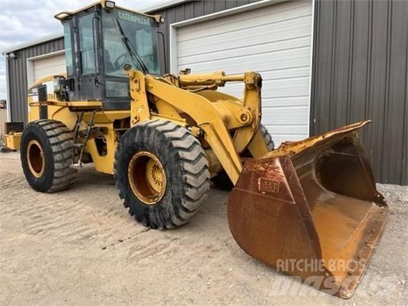 CAT 938G Pyöräkuormaajat