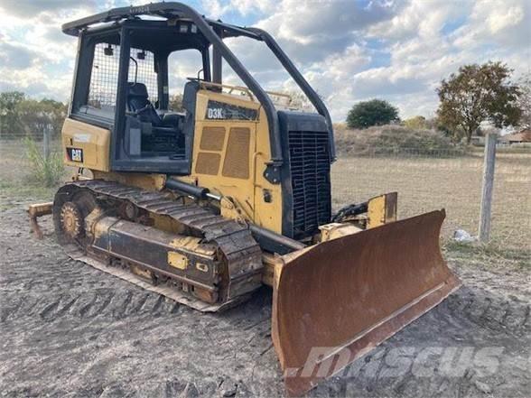 CAT D3K2 XL Telaketjupuskutraktorit