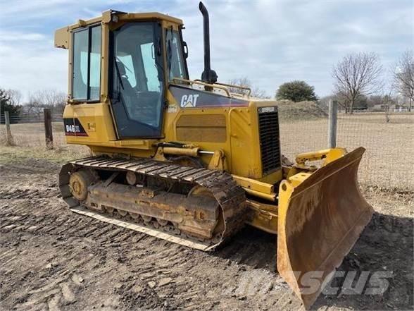 CAT D4G XL Telaketjupuskutraktorit
