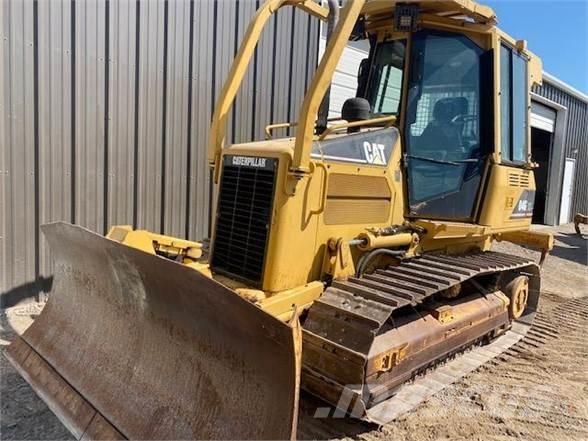 CAT D4G XL Telaketjupuskutraktorit