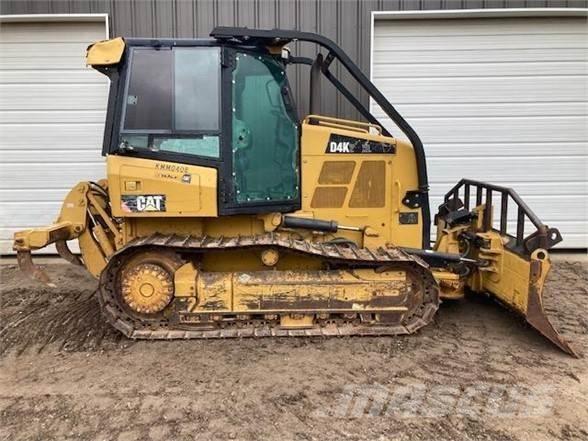 CAT D4K2 LGP Telaketjupuskutraktorit