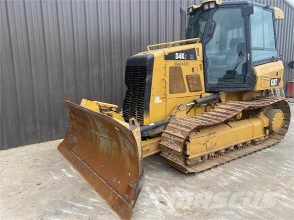 CAT D4K2 XL Telaketjupuskutraktorit