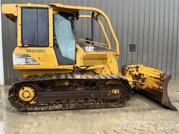 CAT D5G LGP Telaketjupuskutraktorit