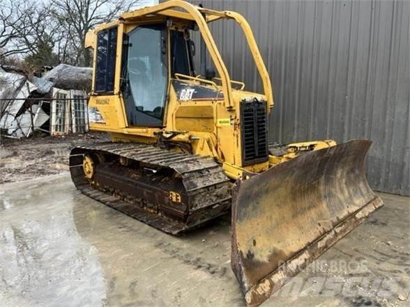 CAT D5G LGP Telaketjupuskutraktorit