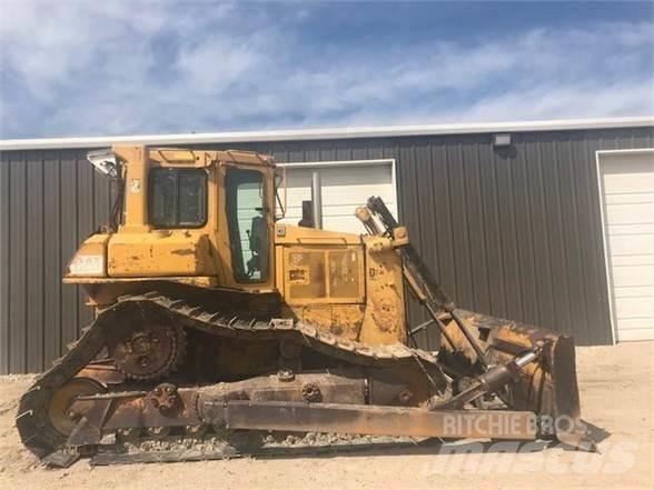 CAT D6H LGP Telaketjupuskutraktorit