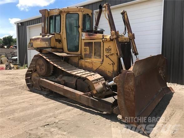 CAT D6H XL Telaketjupuskutraktorit
