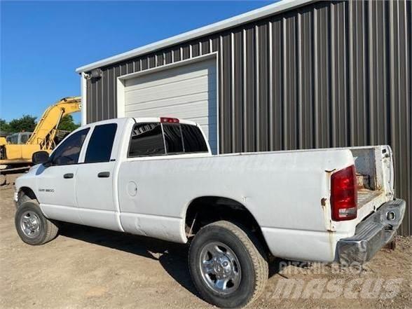 Dodge RAM 3500 Lava-autot