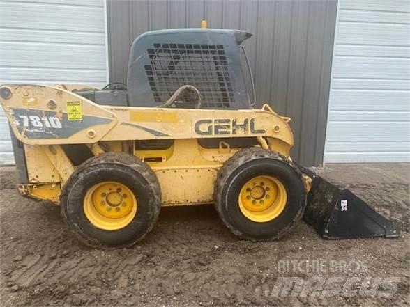 Gehl 7810 Liukuohjatut kuormaajat