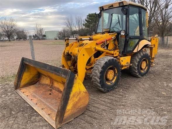 JCB 212S Kaivurikuormaajat