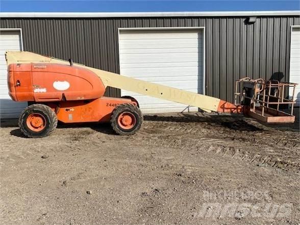 JLG 600S Teleskooppipuominostimet