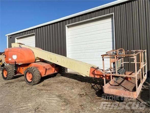 JLG 600S Teleskooppipuominostimet