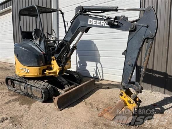 John Deere 27D Minikaivukoneet < 7t